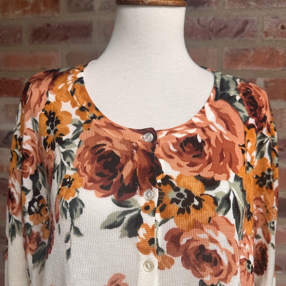 Croft& Barrow 2X floral sweater cardigan - Picture 3 of 5